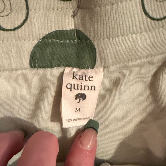 Kate Quinn Green Apple 🍏 Print Ruffle Sleep Shorts - Picture 2 of 7